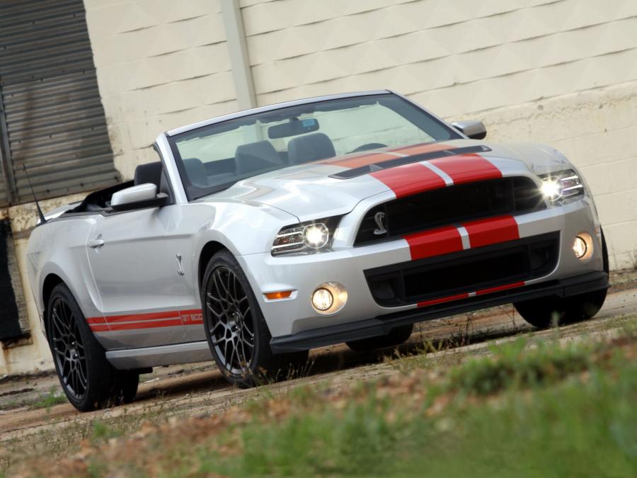  Shelby GT500 SVT Convertible 2012 года  (фото 4 из 8)